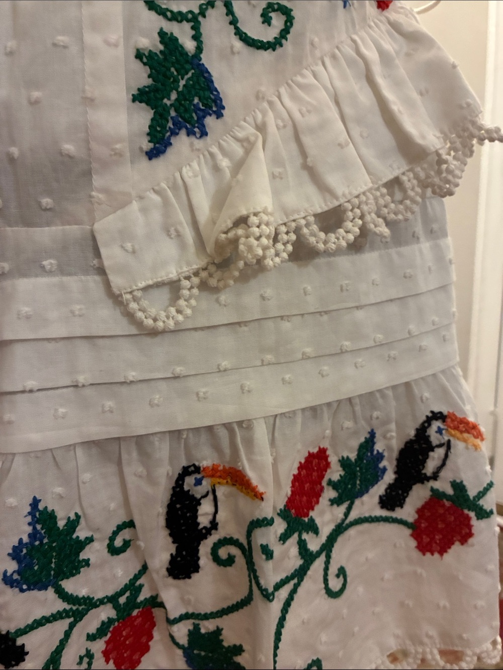NWT FARM RIO White Cotton toucan strawberryEmbroidered Tiered mini Skirt Small - Picture 4 of 9
